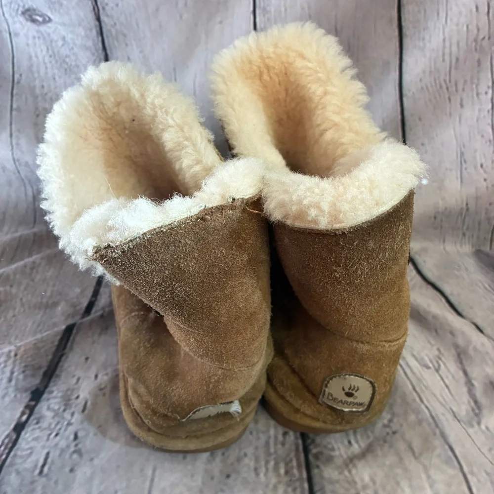 BearPaw Women’s Tan Winter Insulated Cozy Comfy Slip On Boots Size 9‎ AS IS